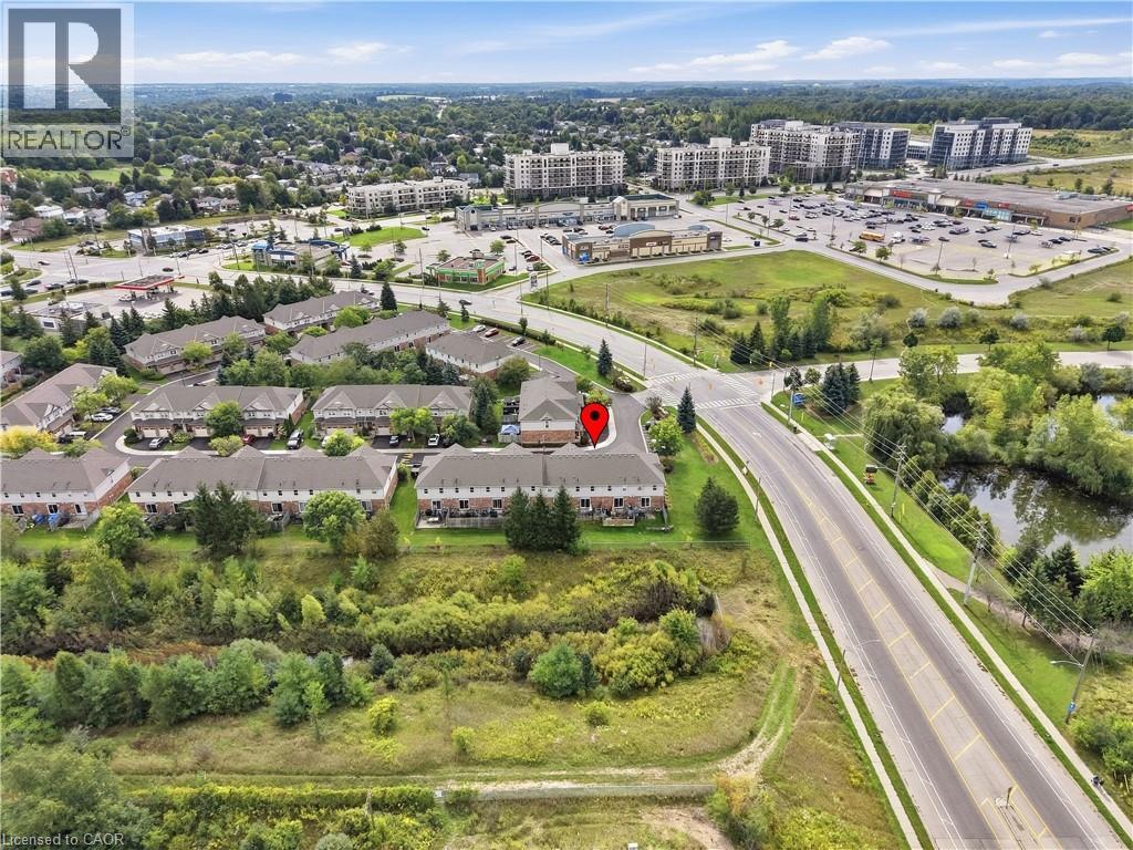 Townhome community with mature landscaping and paved roadways - 30 S Imperial Road Unit# 3, Guelph, ON