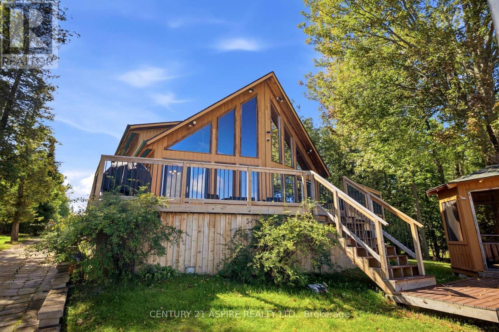 800 Forest Park Road, Laurentian Valley, ON