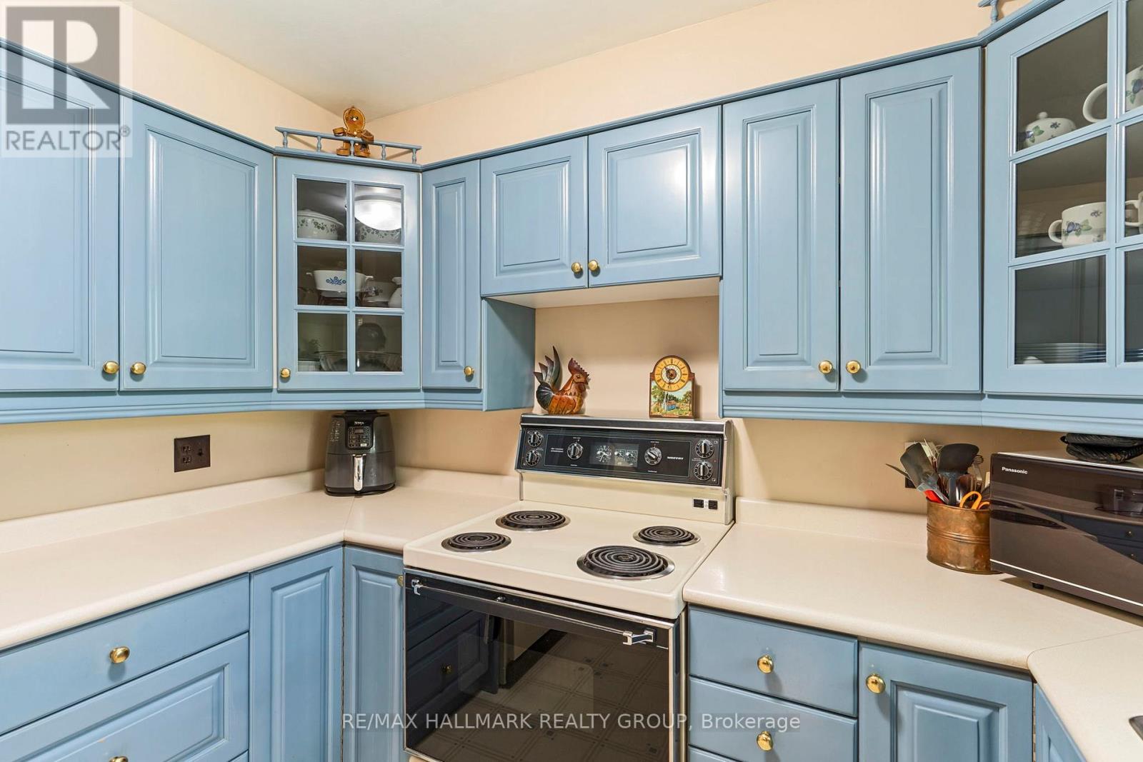 22 St Lawrence Court, Augusta, ON