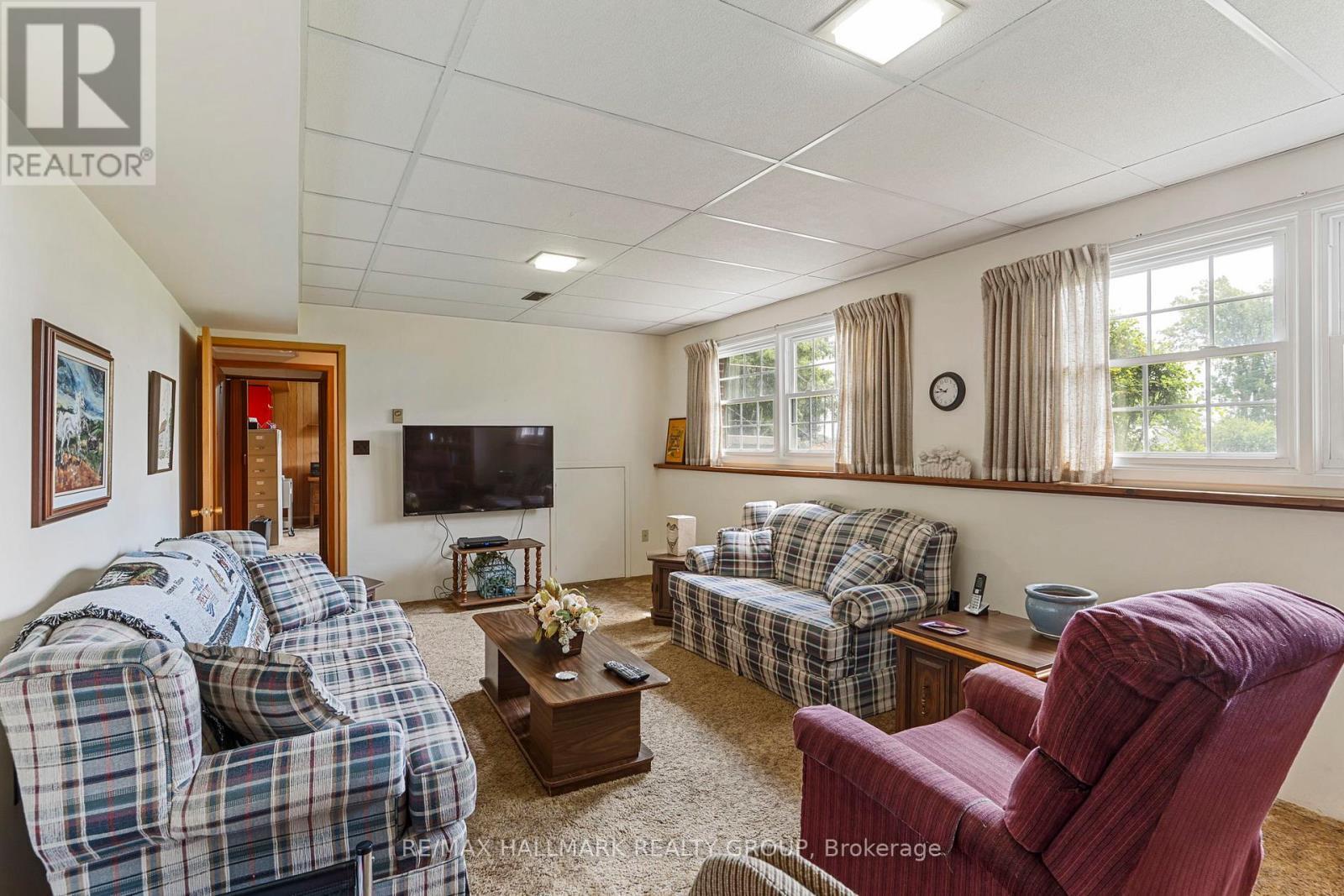 22 St Lawrence Court, Augusta, ON