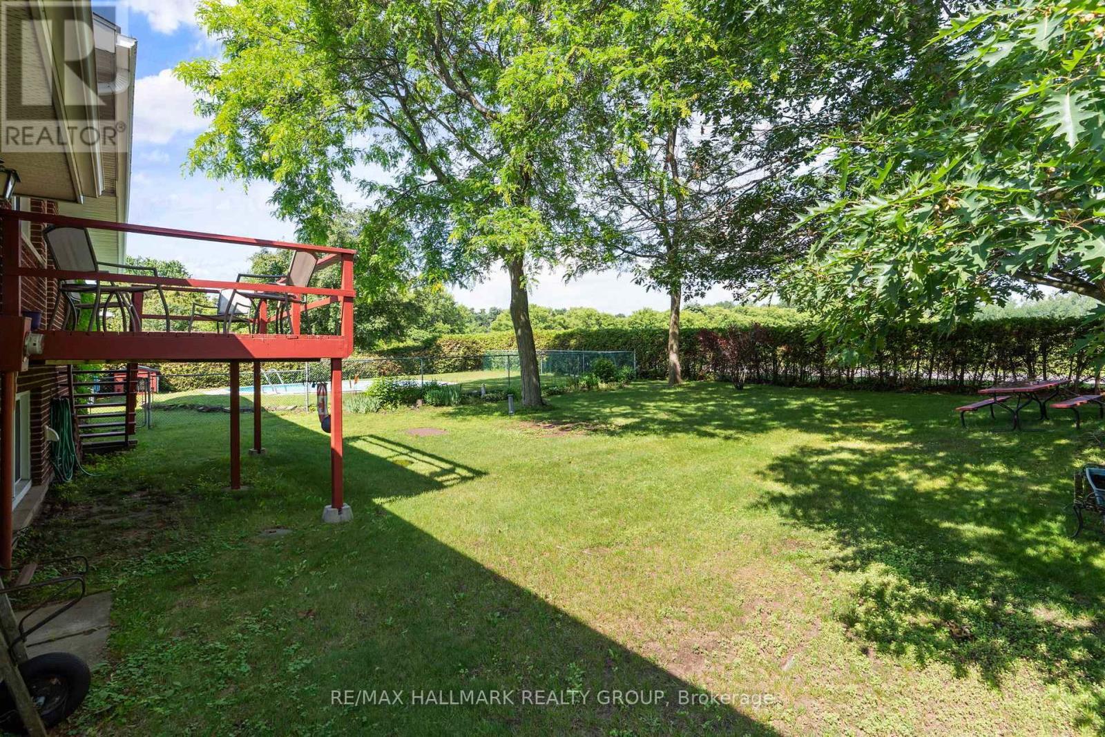 22 St Lawrence Court, Augusta, ON