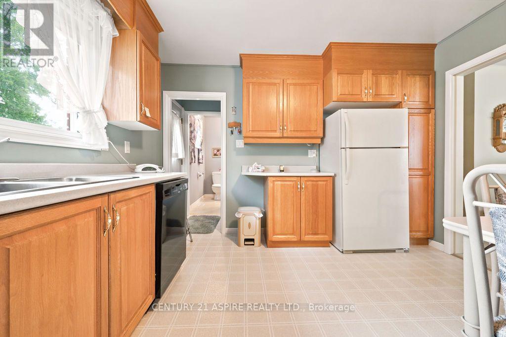 13 Herman Street, Petawawa, ON