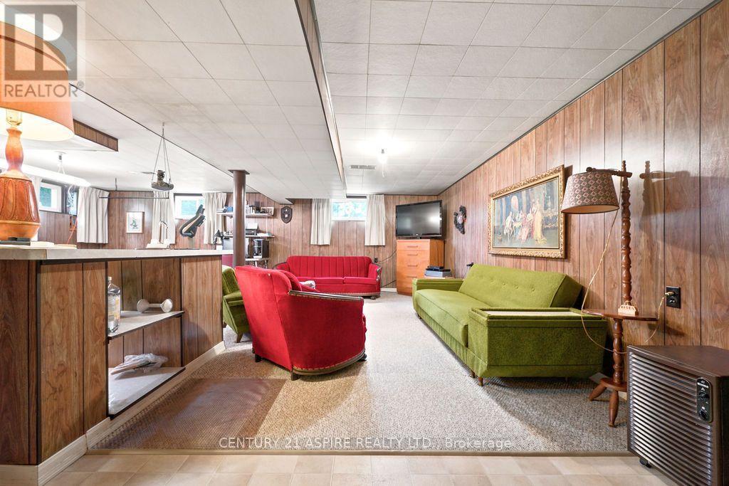 13 Herman Street, Petawawa, ON
