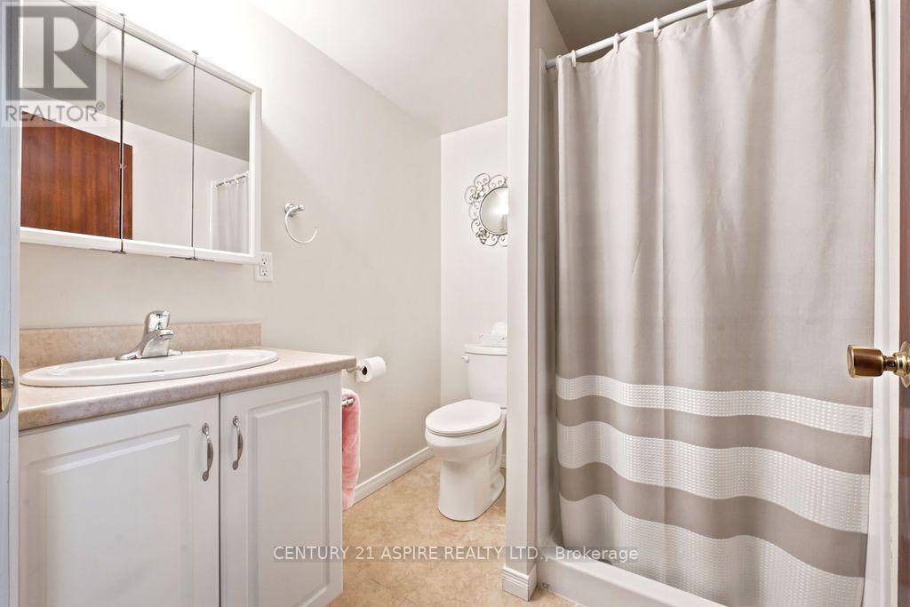 13 Herman Street, Petawawa, ON