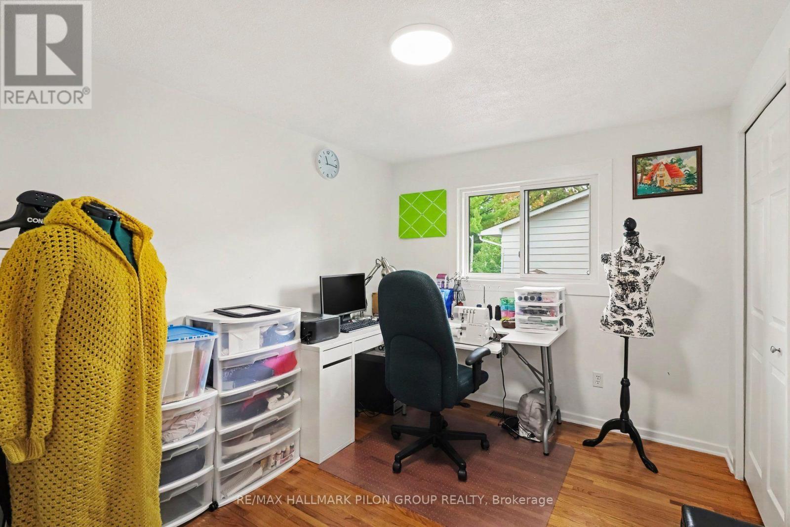 16 Eastpark Drive, Ottawa, ON