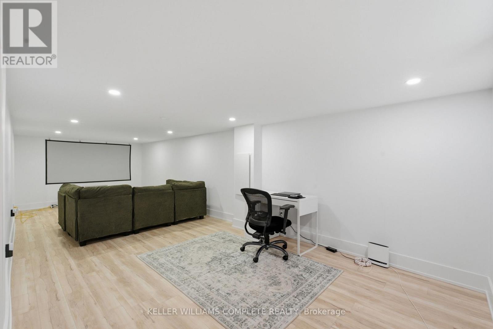 409 Ontario Street, Grimsby (Grimsby Beach), ON