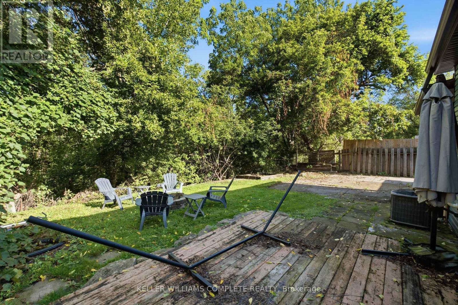 409 Ontario Street, Grimsby (Grimsby Beach), ON