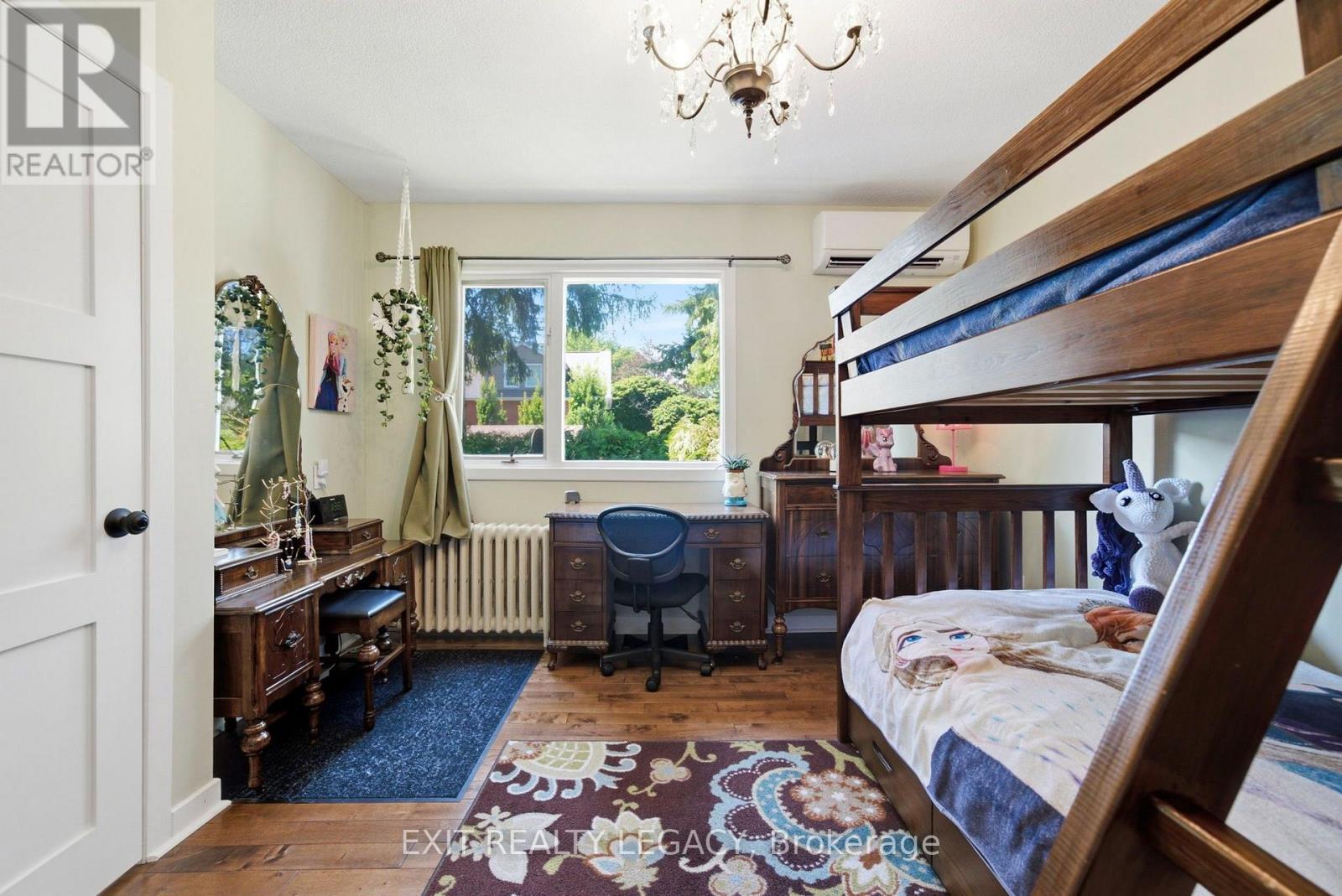 Kid's bedroom at back - 126 Temperance Street, Aurora, ON