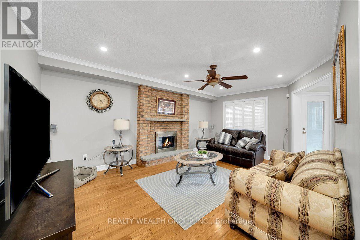 1576 Saugeen Drive, Pickering, ON