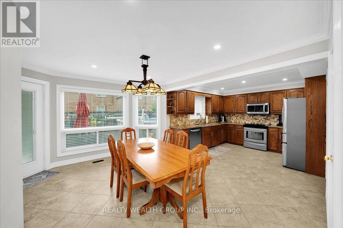 1576 Saugeen Drive, Pickering, ON
