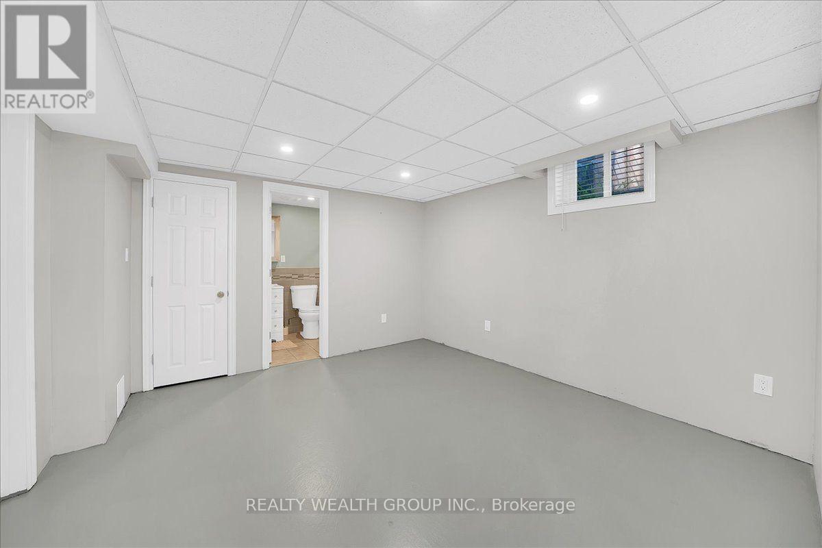 1576 Saugeen Drive, Pickering, ON