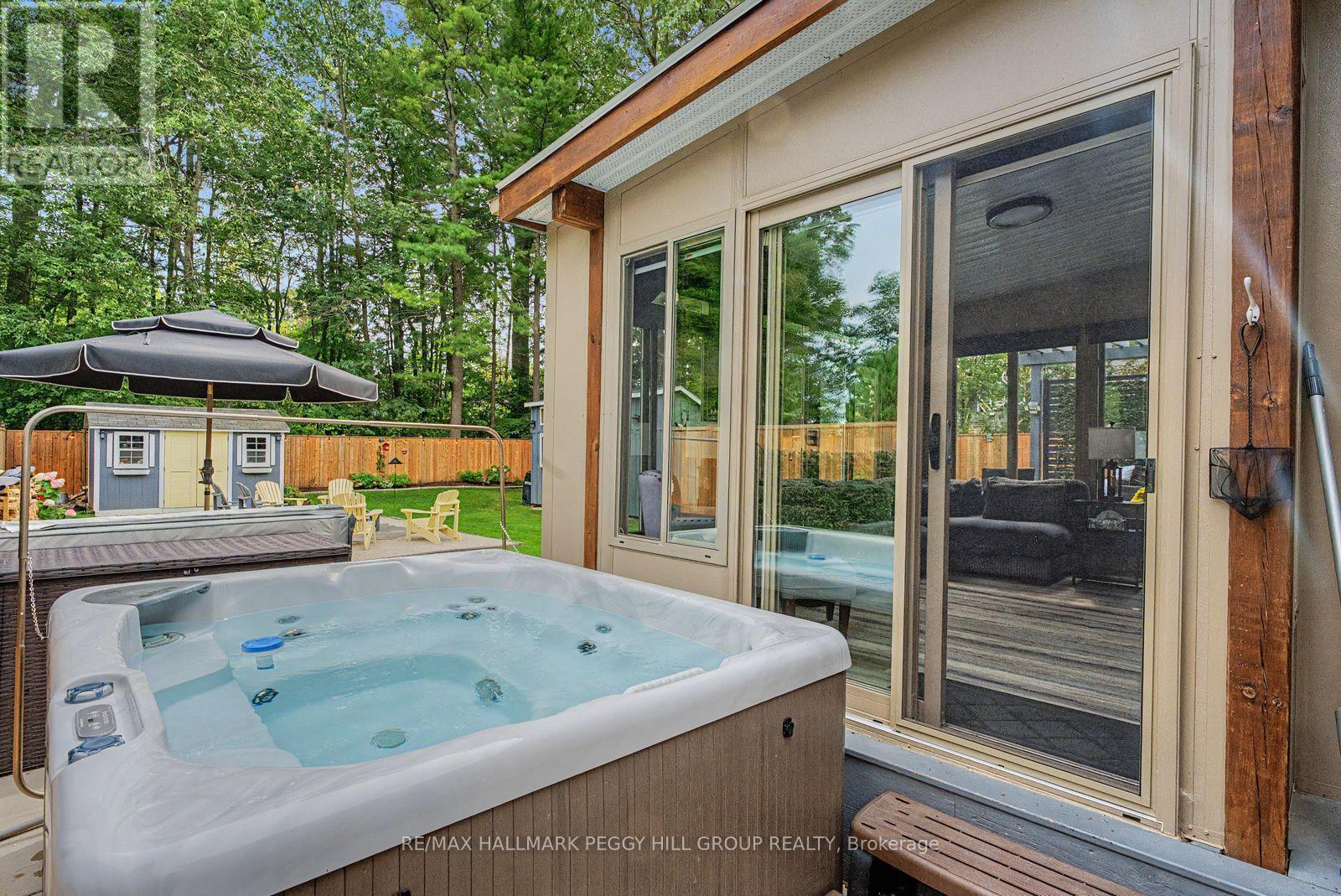 41 Laidlaw Street, Wasaga Beach, ON