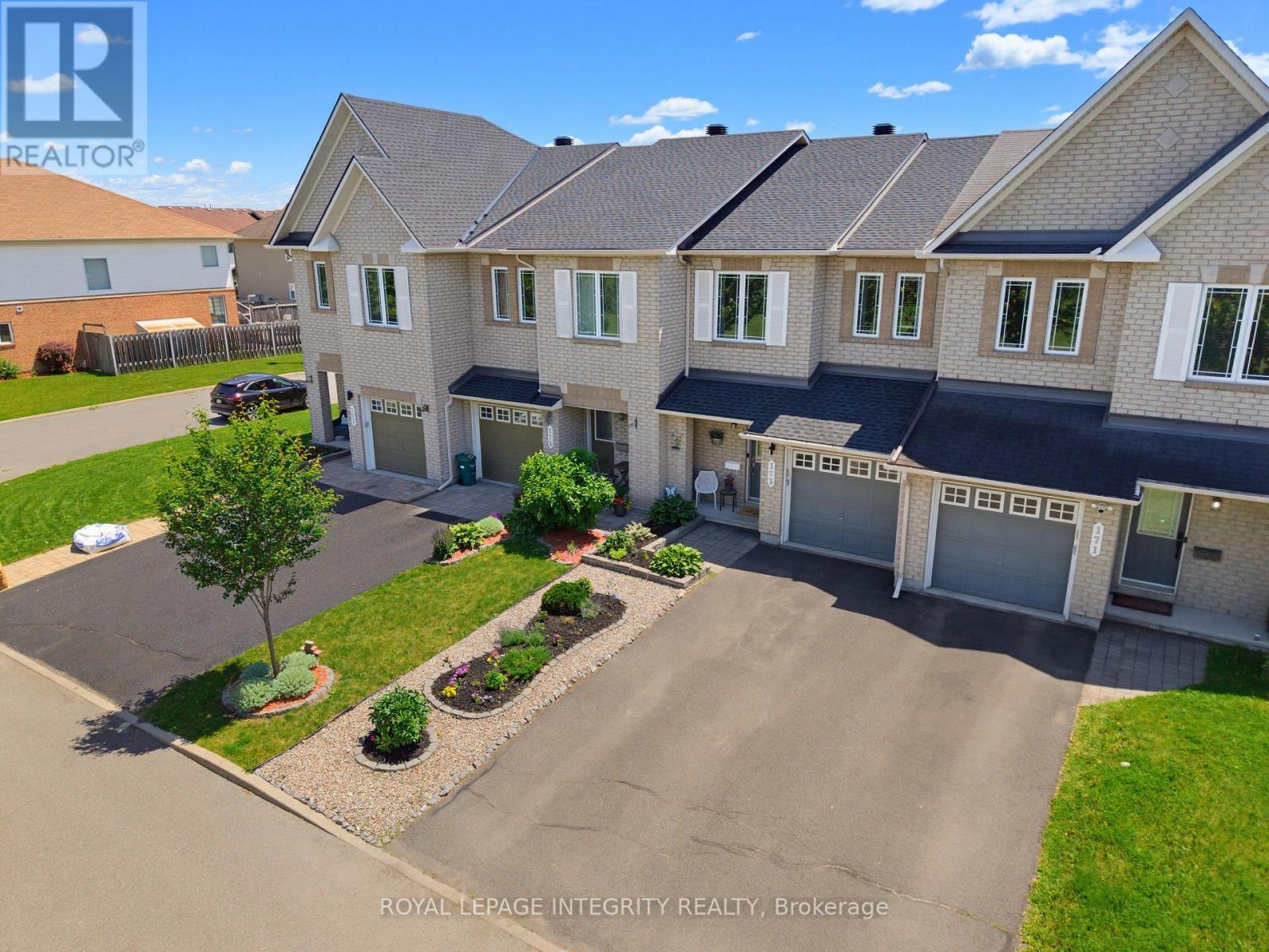 173 Silvermoon Crescent, Ottawa, ON