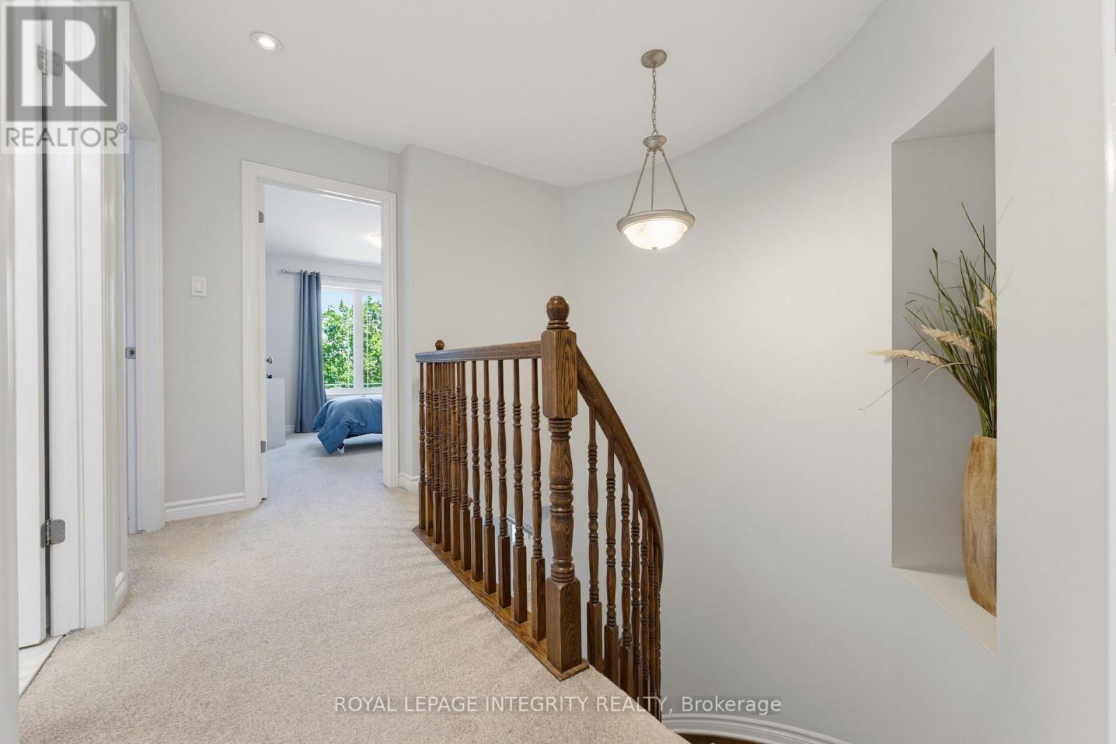 173 Silvermoon Crescent, Ottawa, ON