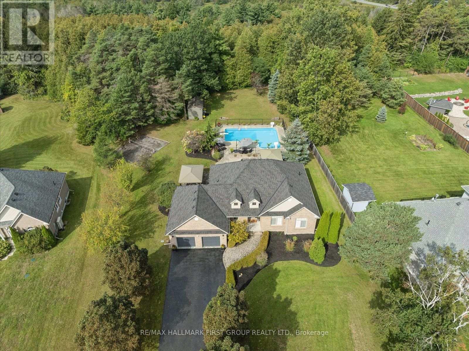 Front of Property - Aerial View - 33 Deerfield Drive, Hamilton Township, ON