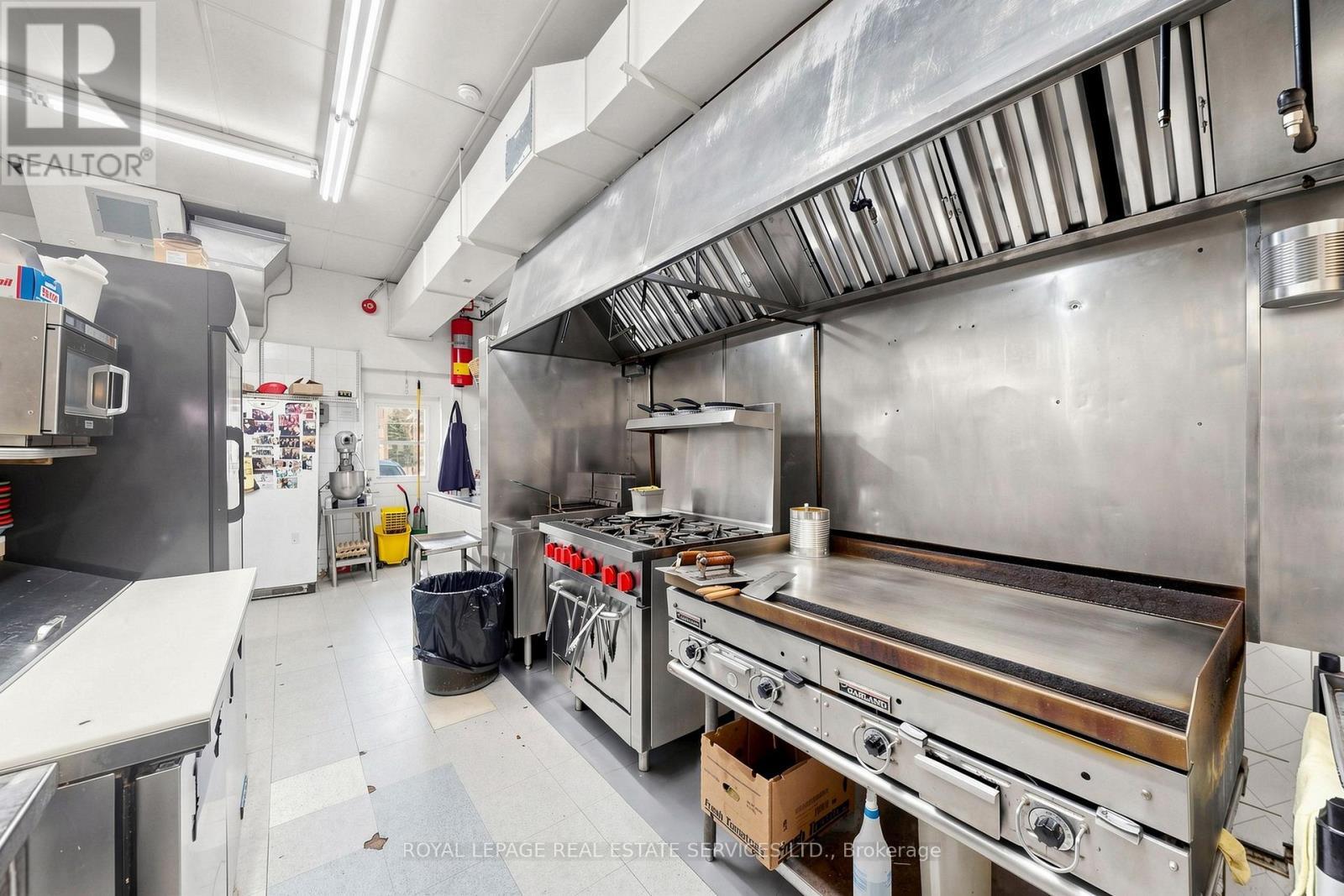 39 Arthur Street, Woolwich, ON