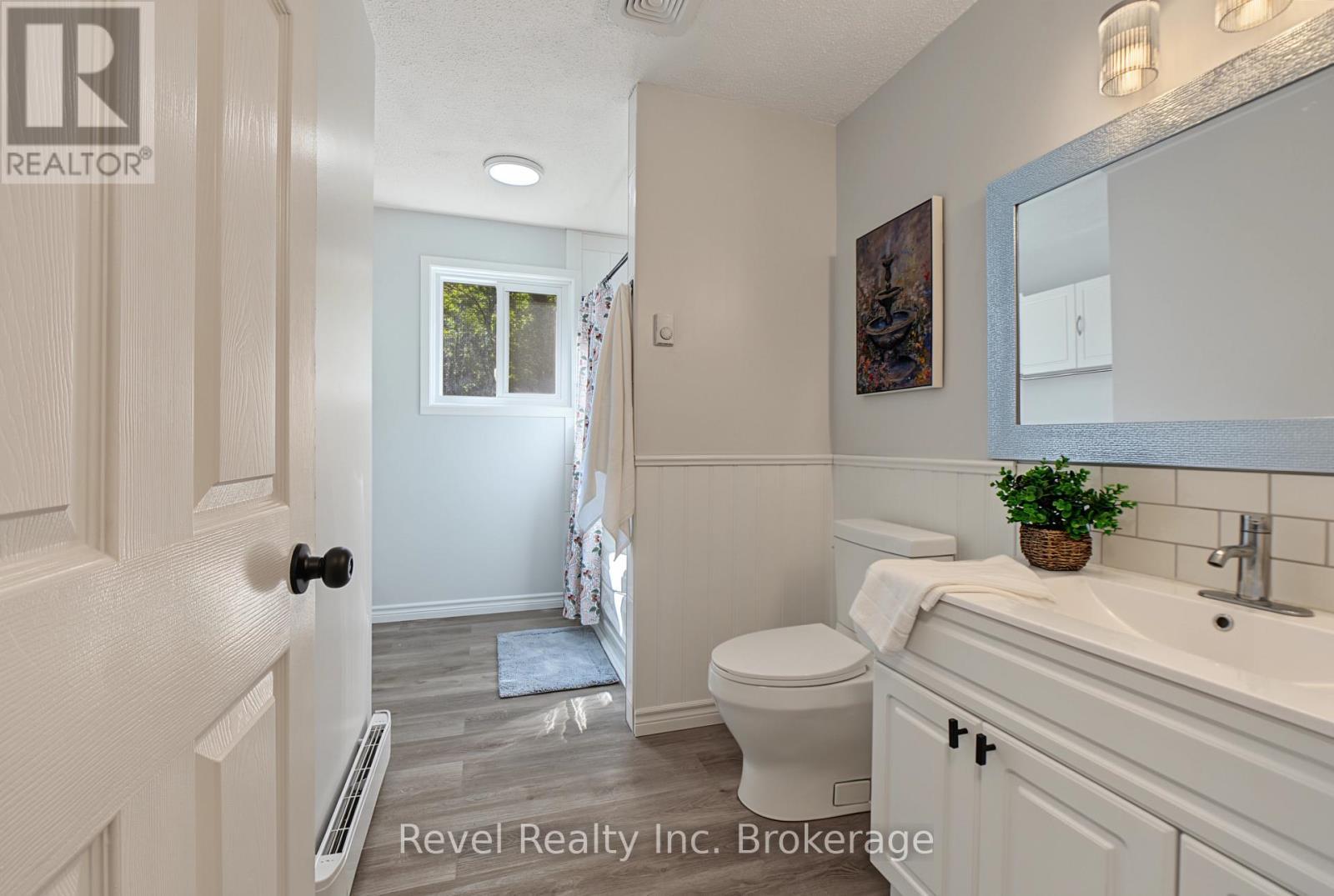 4PC Bath Main Floor w/ Laundry - 30 Maple Street, West Nipissing (Field), ON