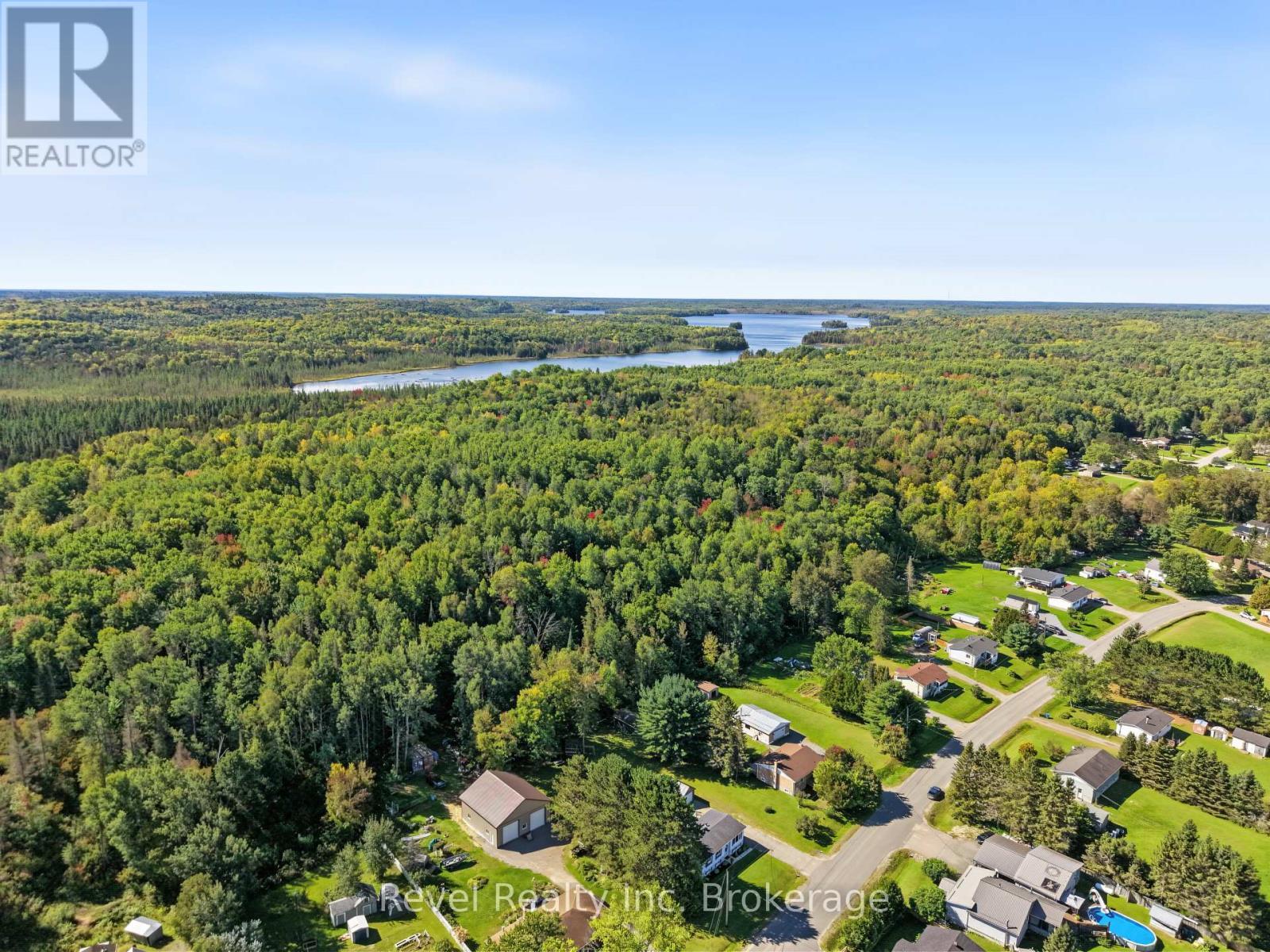 Property situated minutes from 2 Lakes - 30 Maple Street, West Nipissing (Field), ON