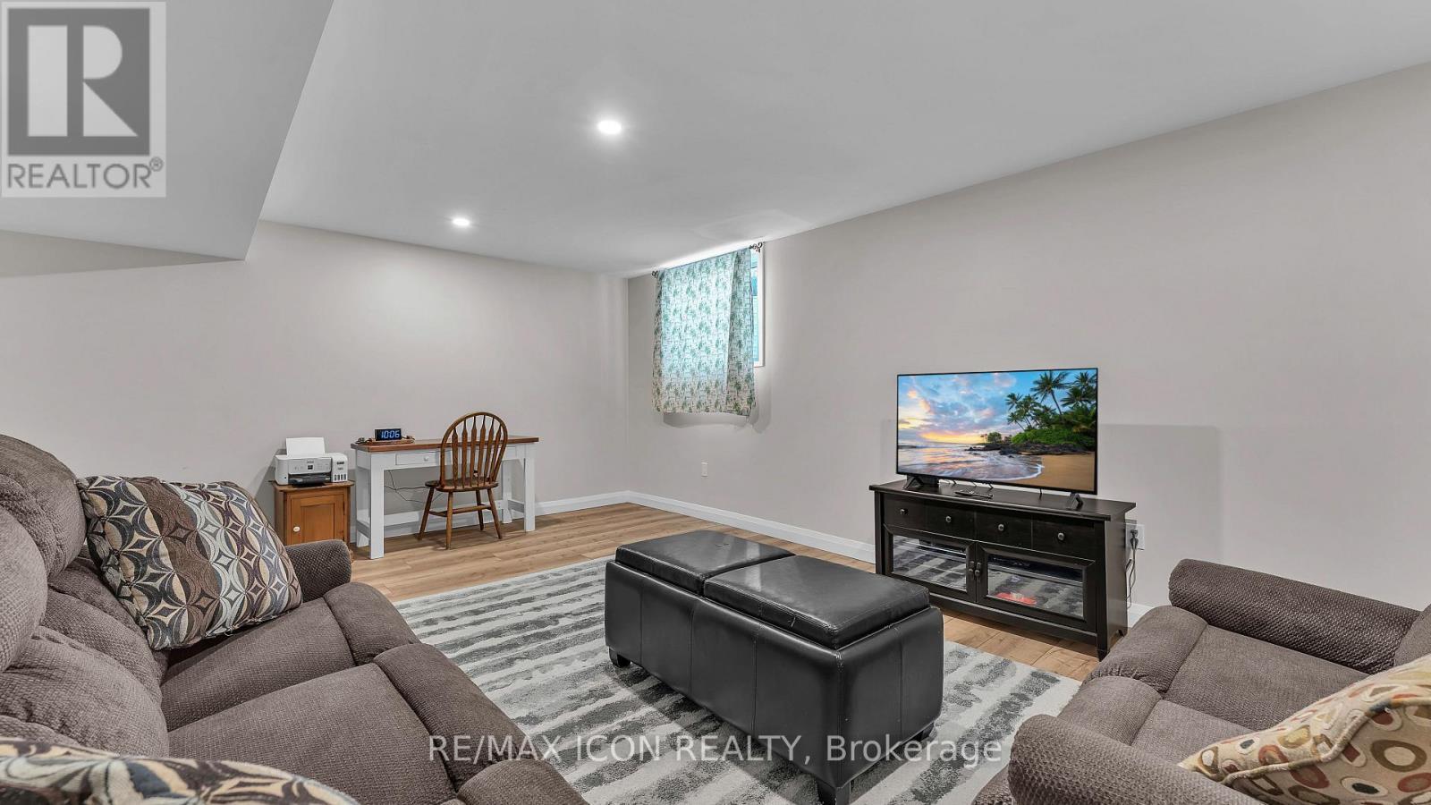 25 - 17 Nicholson Street, Lucan Biddulph (Lucan), ON