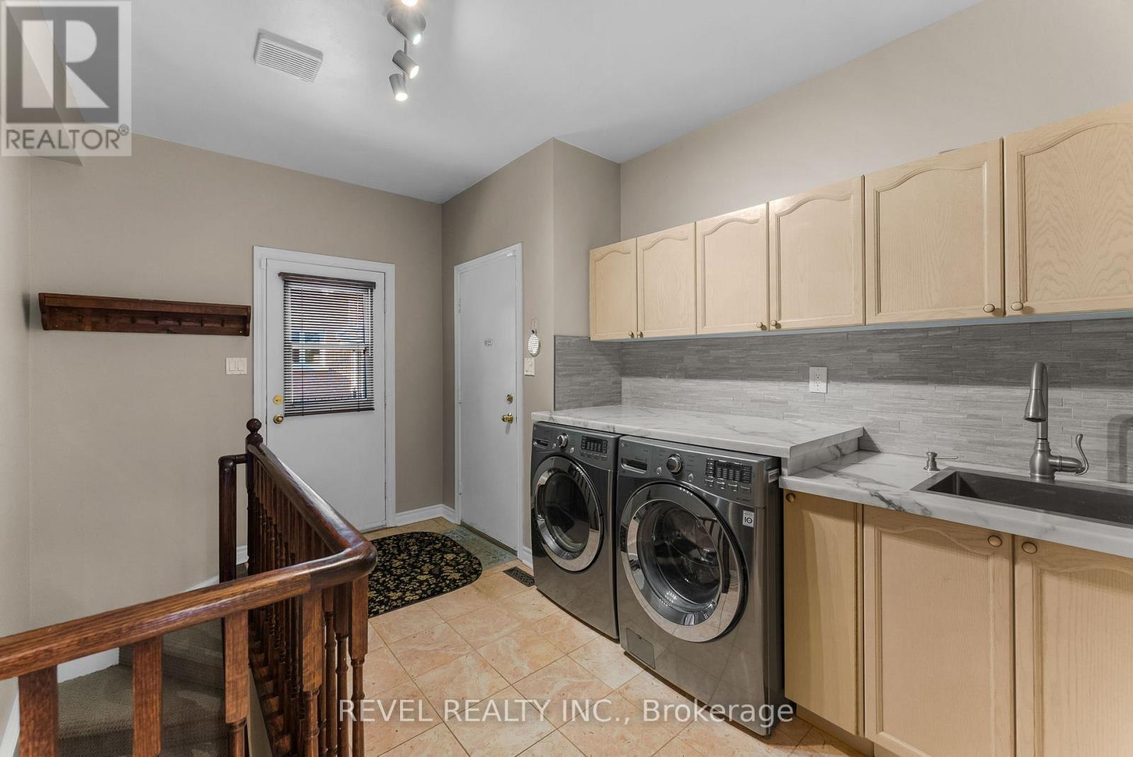 1486 Ashwood Gate, Pickering, ON