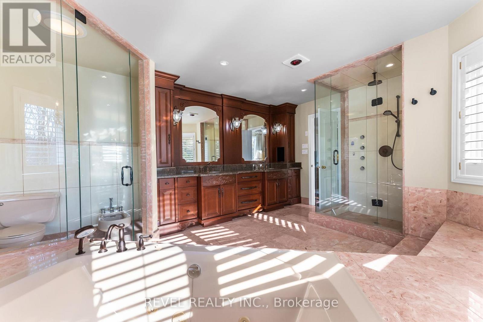 1486 Ashwood Gate, Pickering, ON