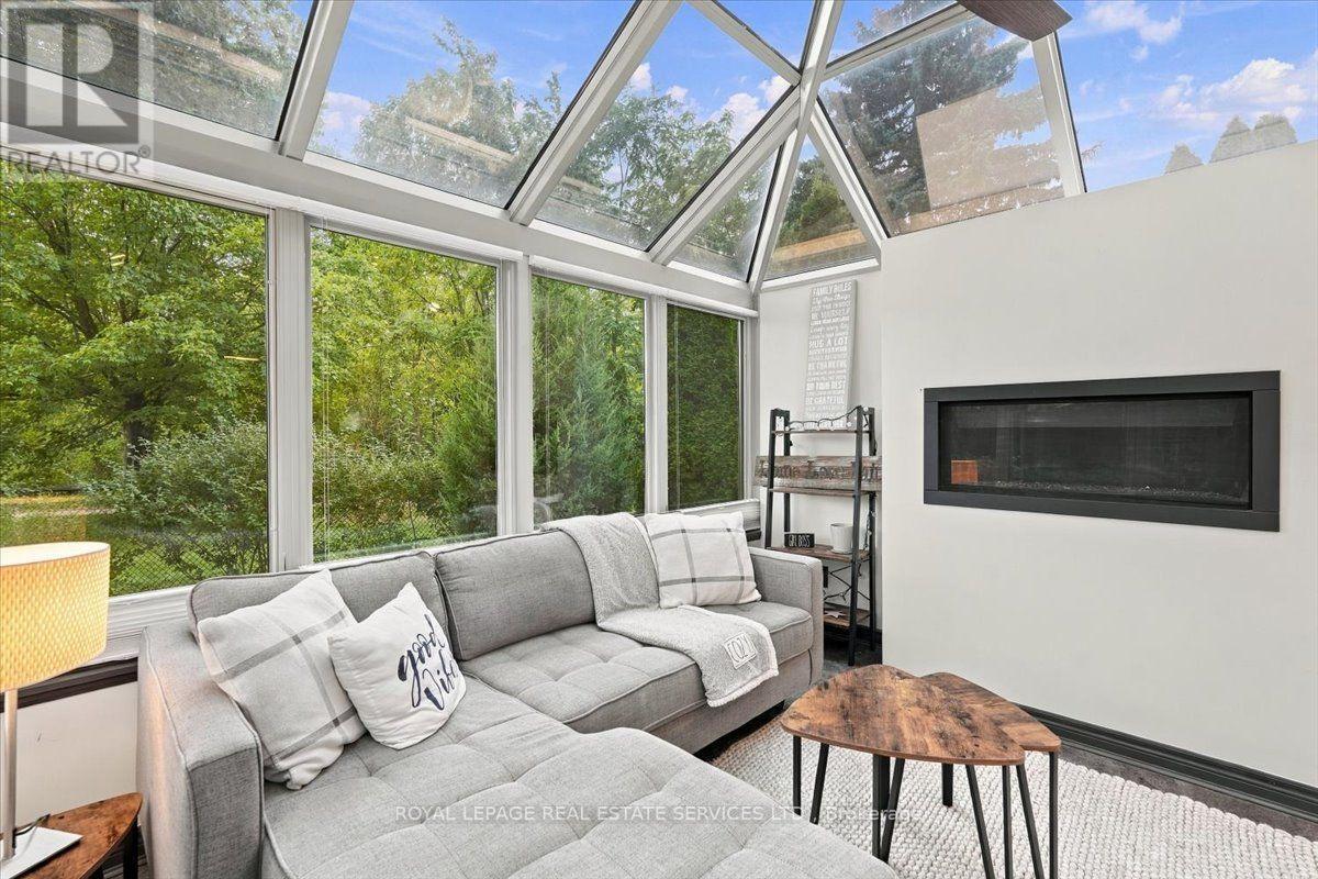 Custom top/down, bottom/up blinds - 2182 Margot Street, Oakville, ON
