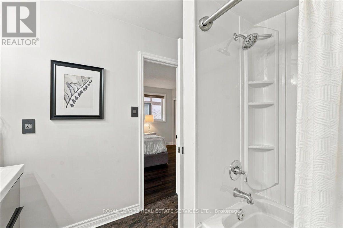 2182 Margot Street, Oakville, ON