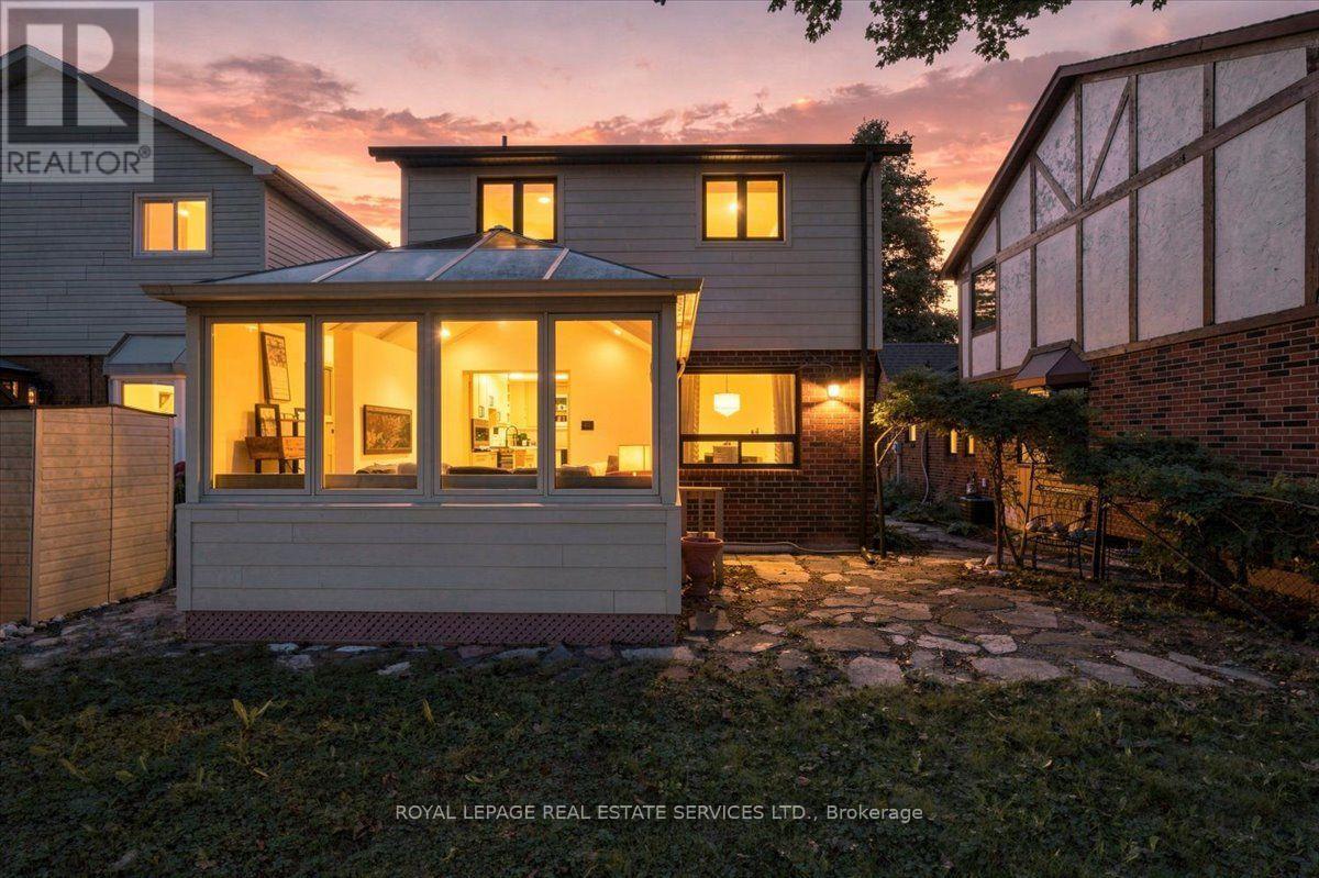 2182 Margot Street, Oakville, ON