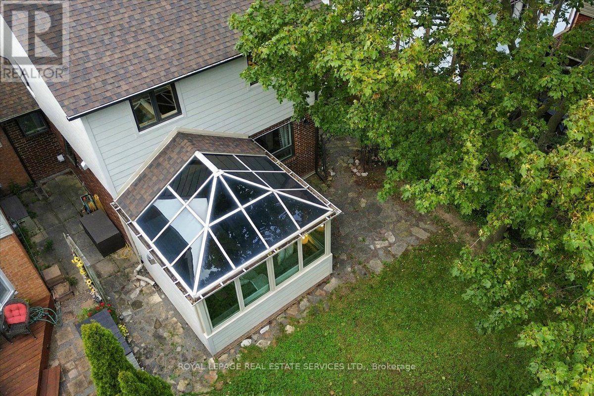 2182 Margot Street, Oakville, ON