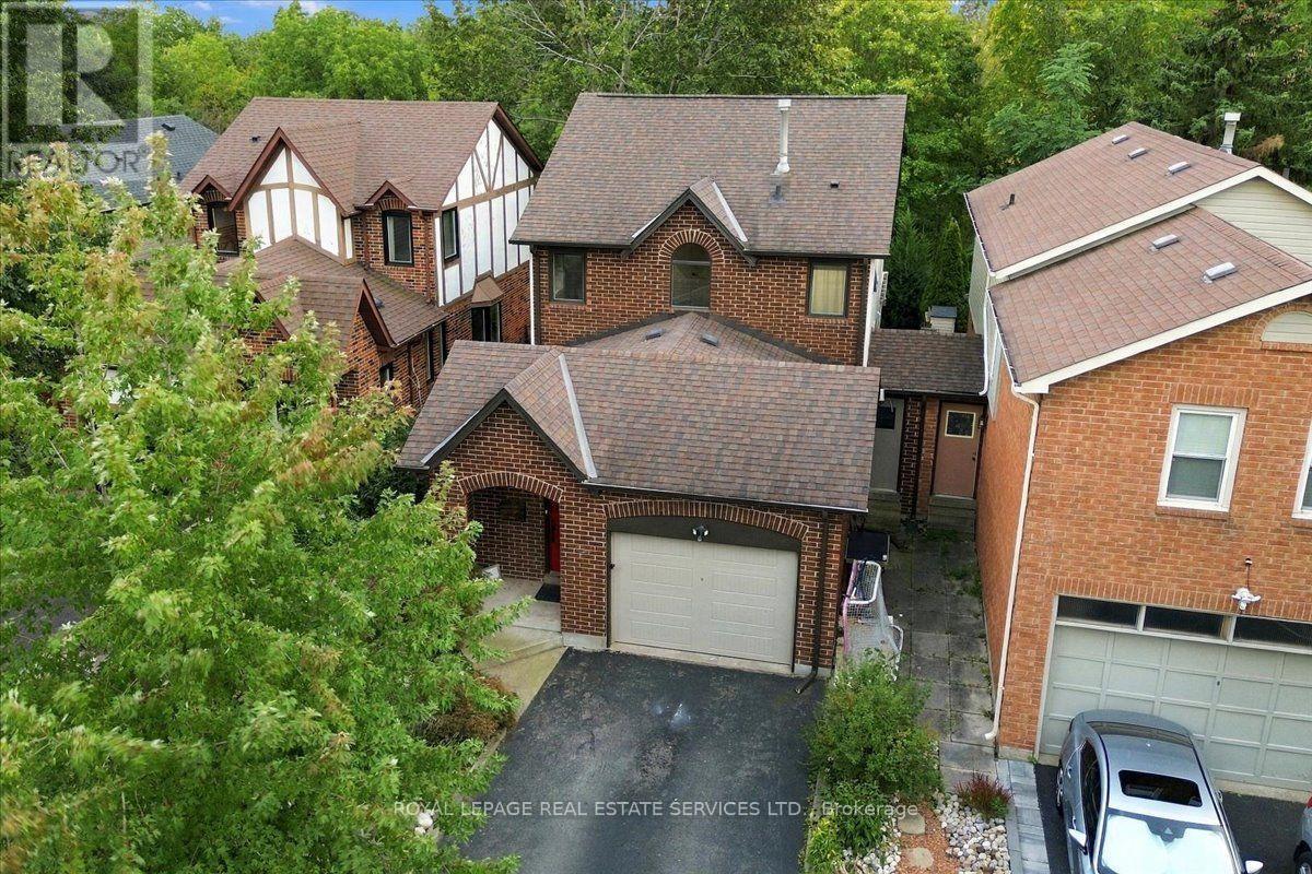 2182 Margot Street, Oakville, ON