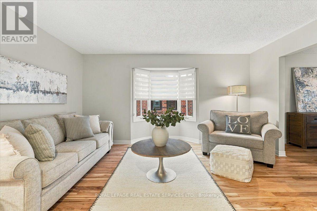 2182 Margot Street, Oakville, ON