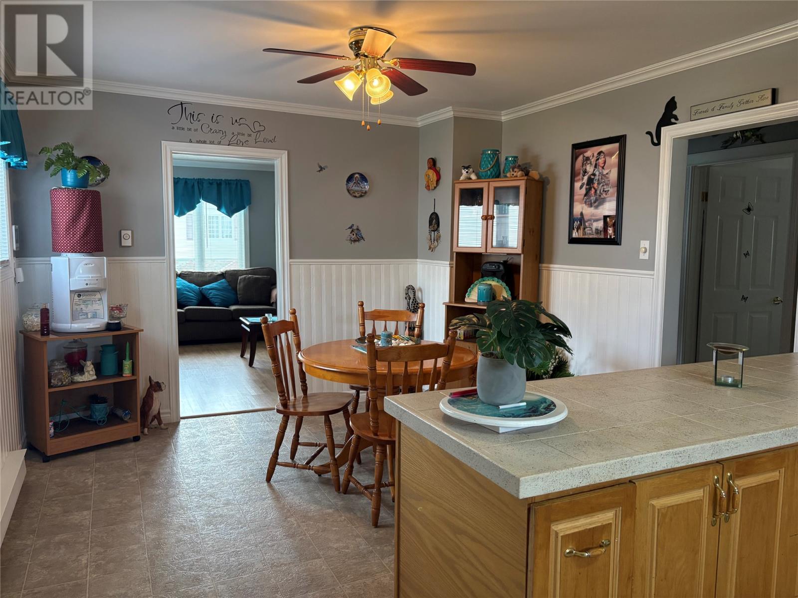 5 White'S Avenue, Stephenville, NL