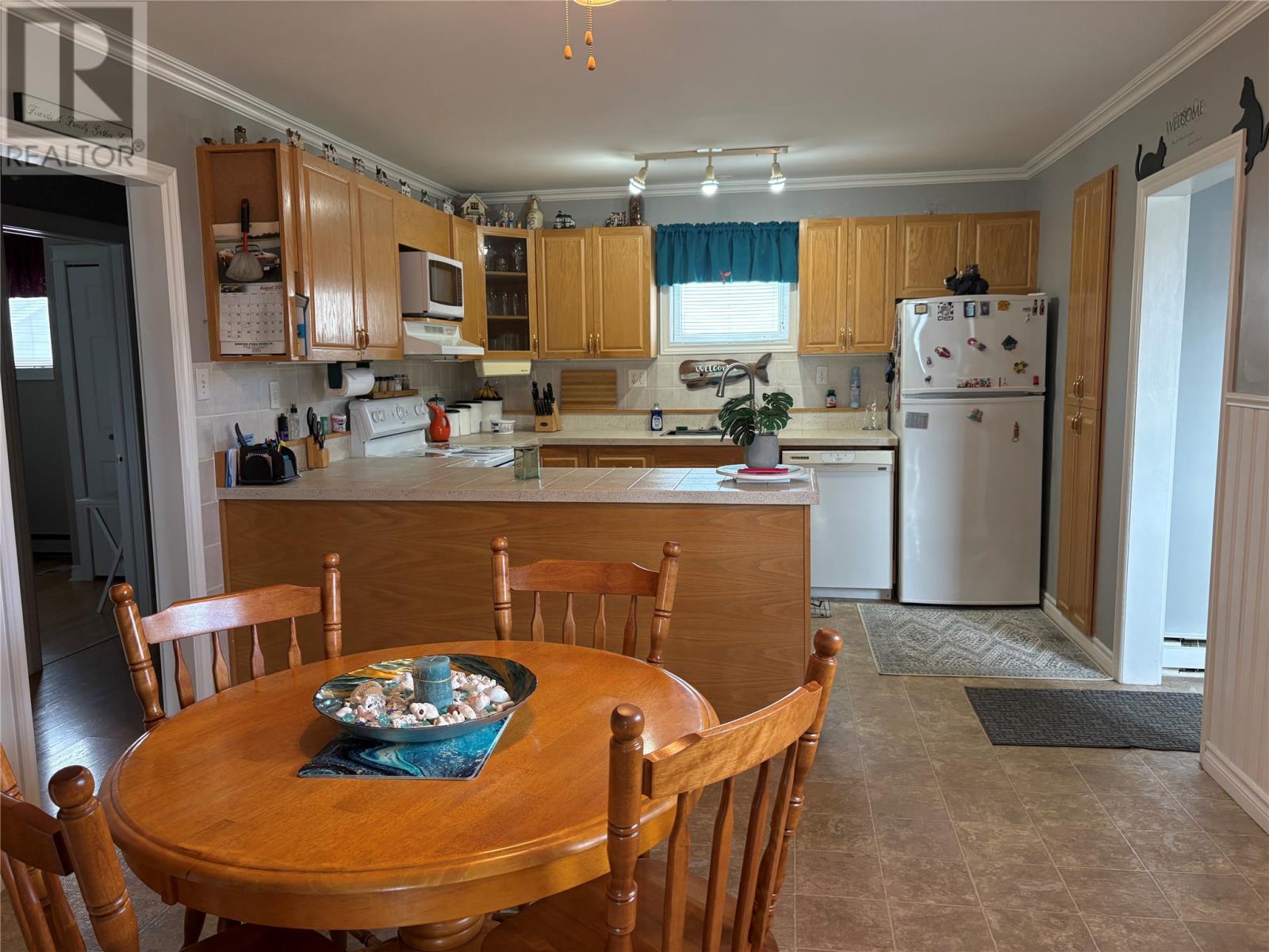 5 White'S Avenue, Stephenville, NL