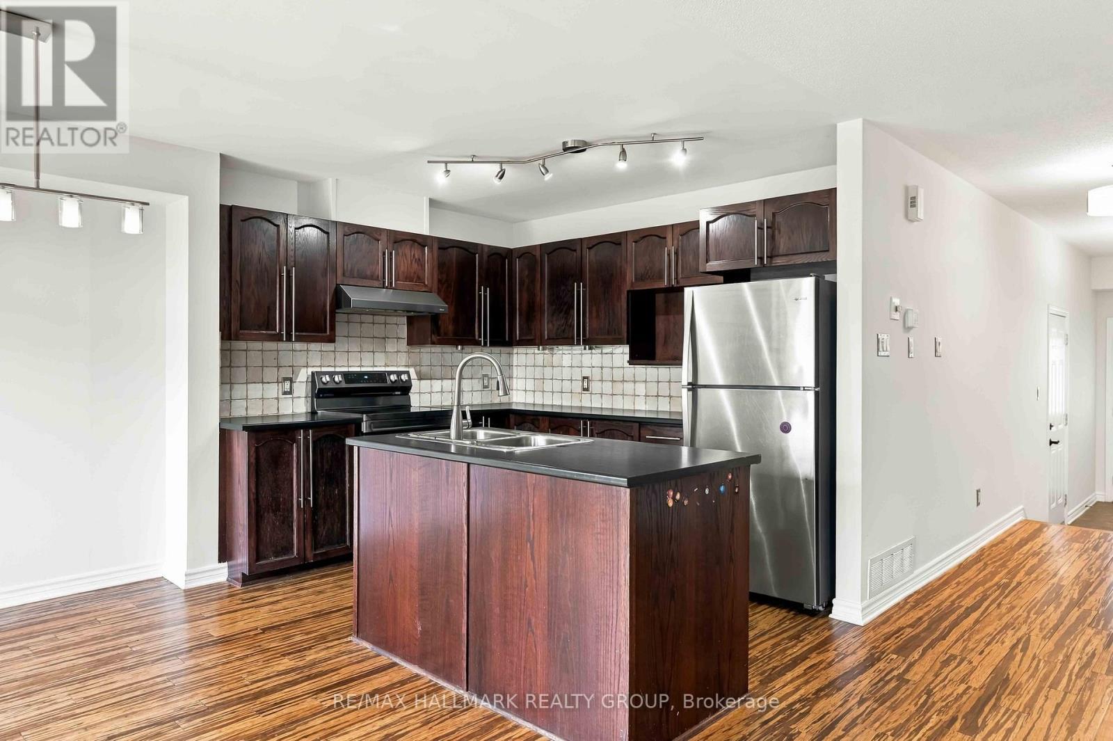 486 Paul Metivier Drive, Ottawa, ON