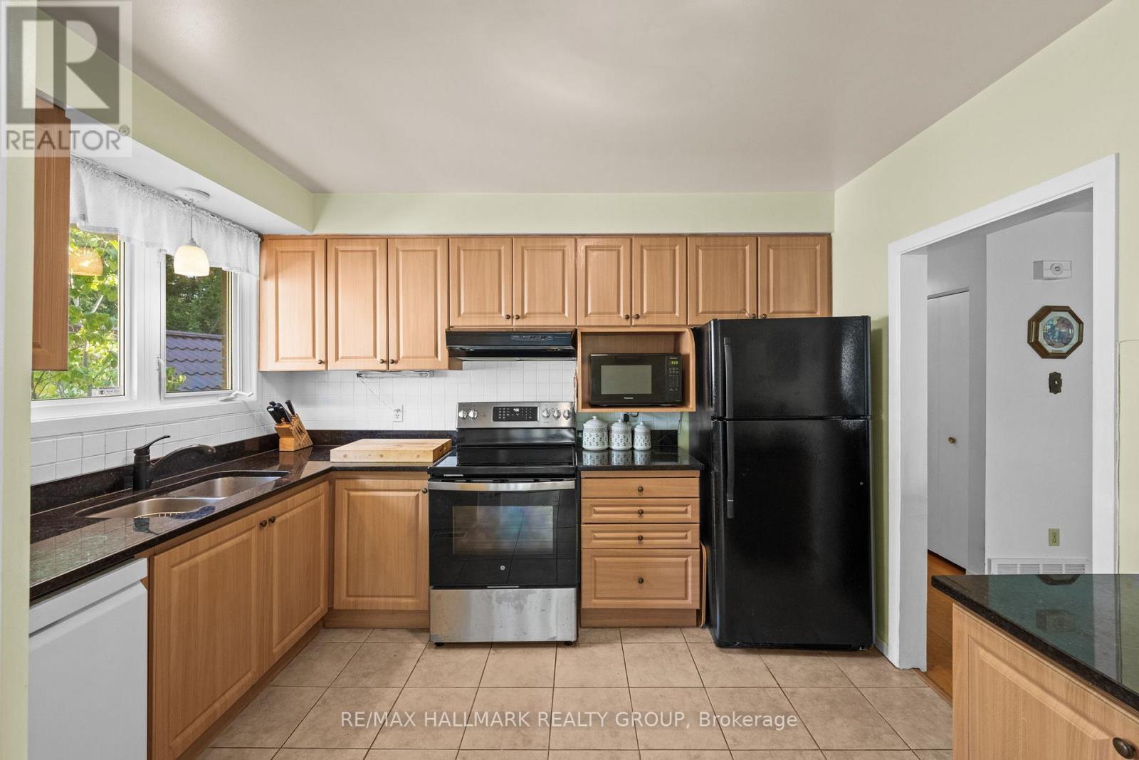 29 Wylie Avenue, Ottawa, ON