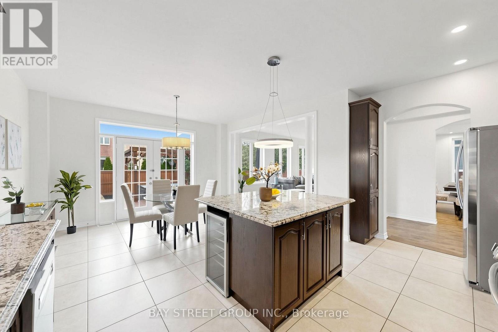 23 Woodhouse Street, Hamilton, ON