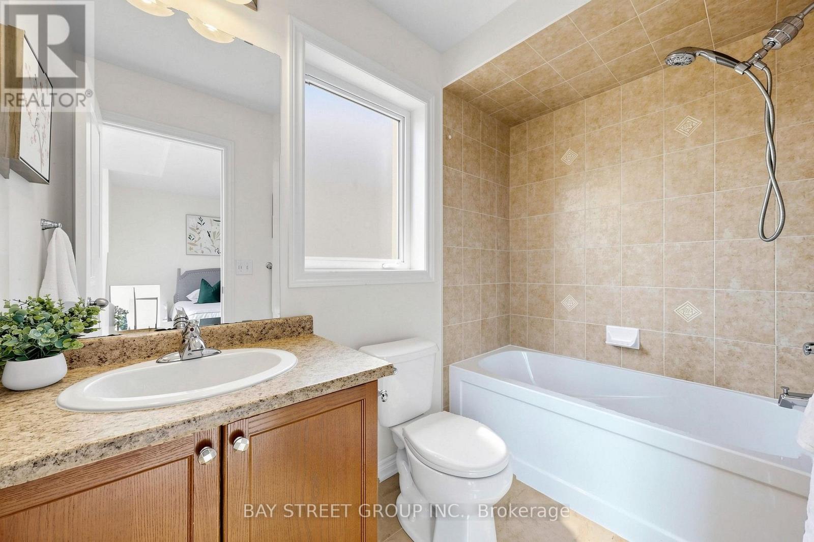23 Woodhouse Street, Hamilton, ON