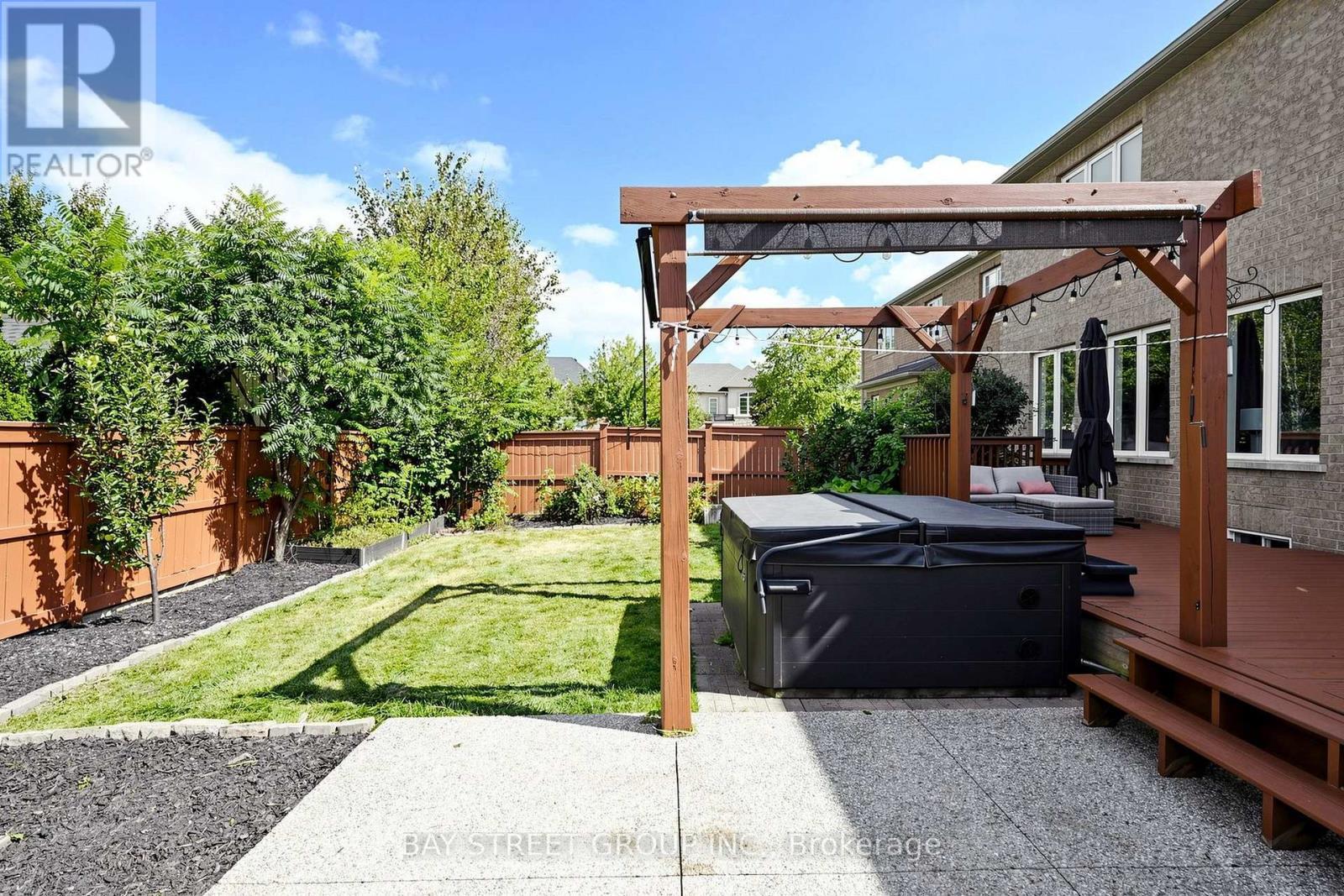 23 Woodhouse Street, Hamilton, ON