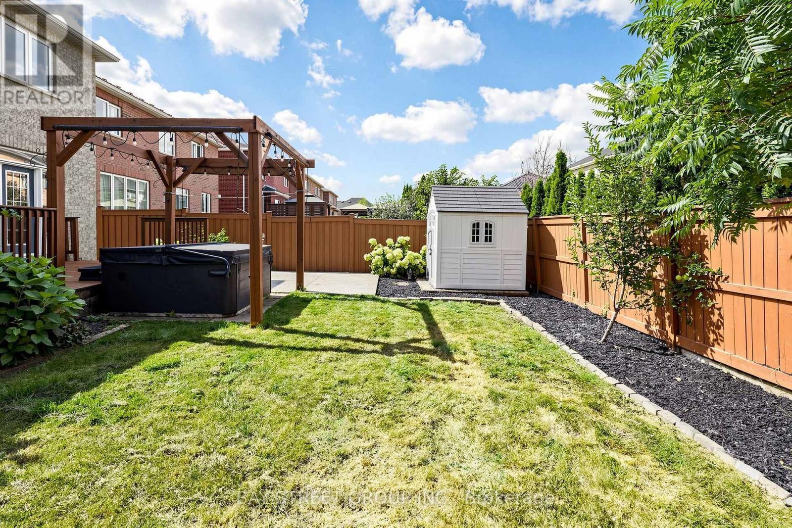 23 Woodhouse Street, Hamilton, ON