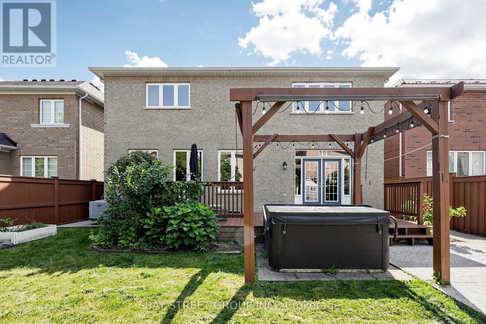 23 Woodhouse Street, Hamilton, ON