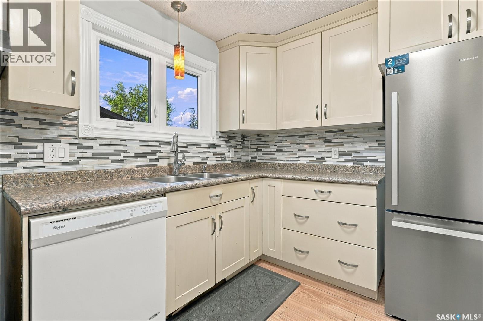 1921 Mckercher Drive, Saskatoon, SK