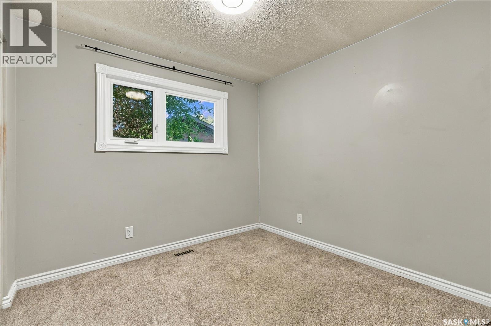 1921 Mckercher Drive, Saskatoon, SK