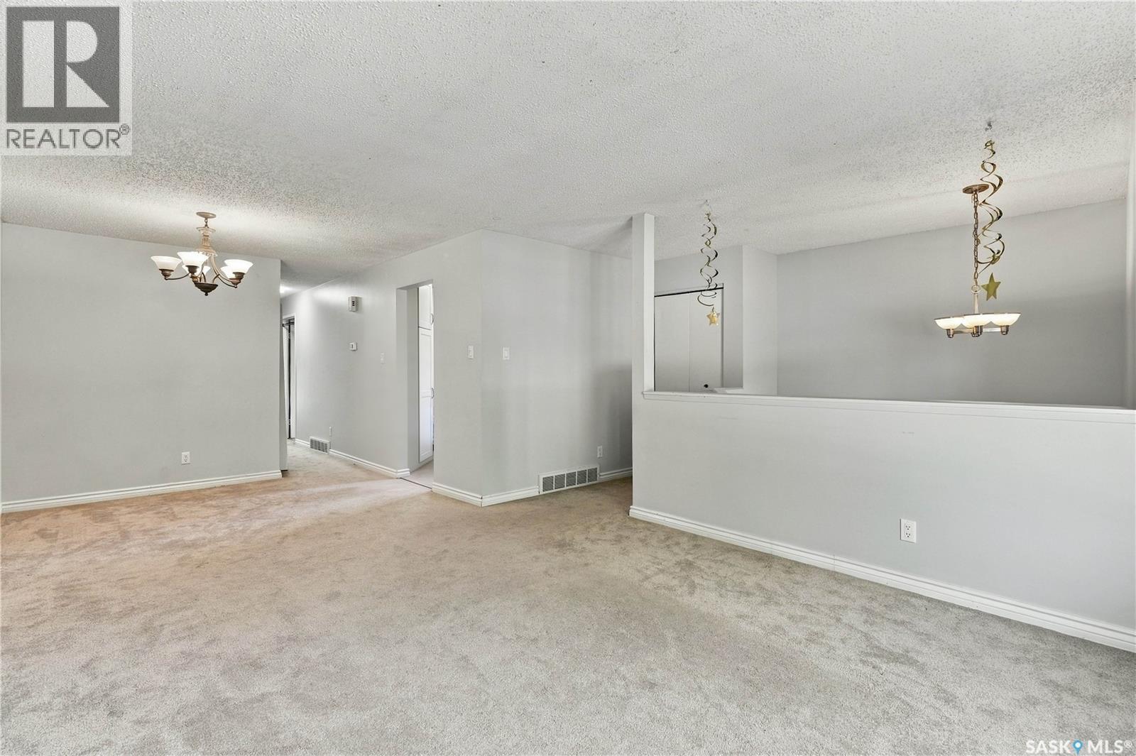 1921 Mckercher Drive, Saskatoon, SK