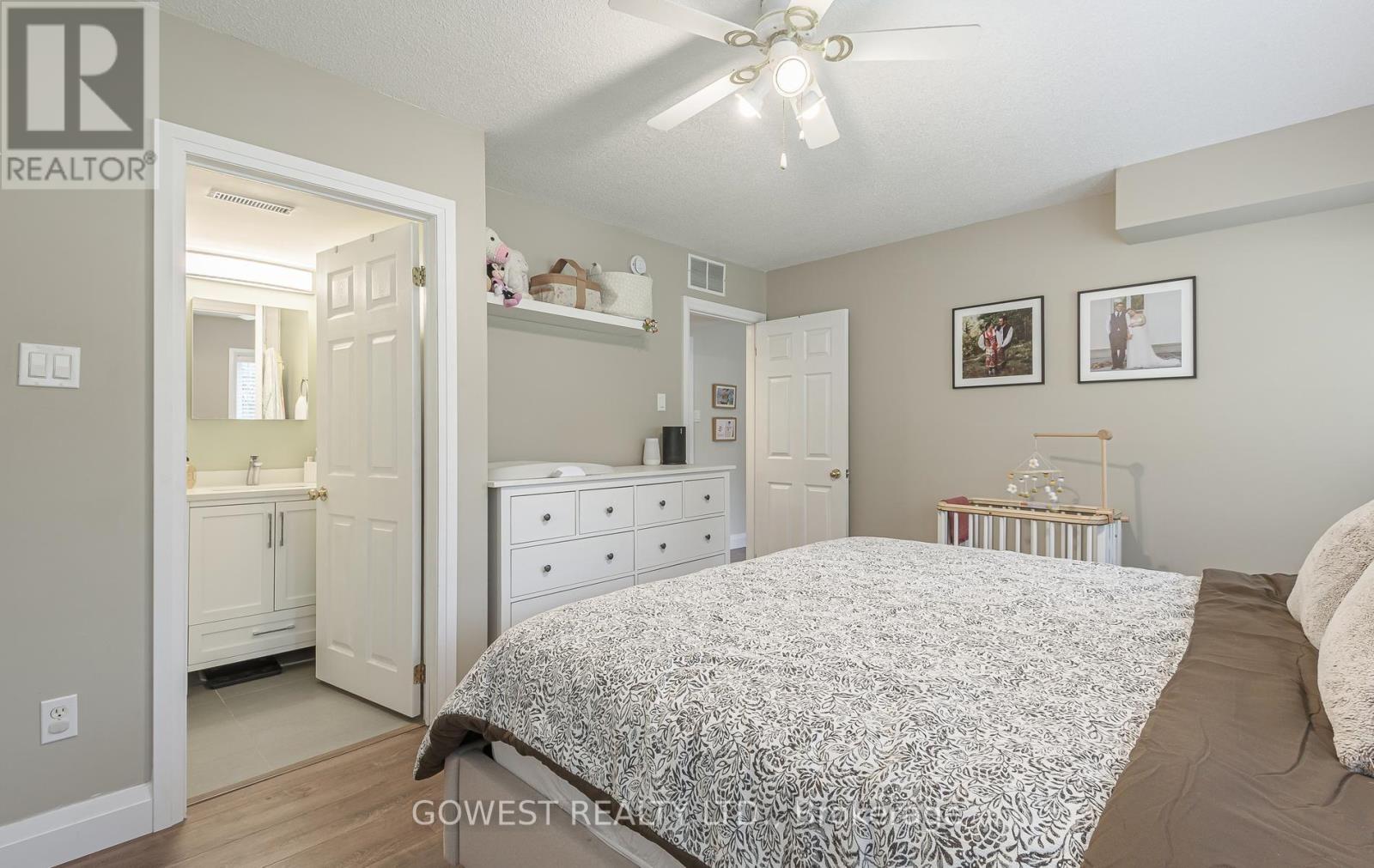 1202 - 4140 Foxwood Drive, Burlington, ON