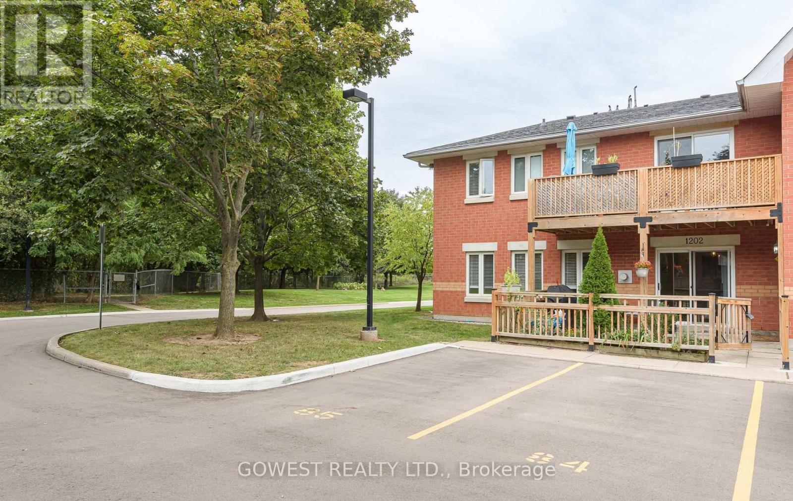 1202 - 4140 Foxwood Drive, Burlington, ON