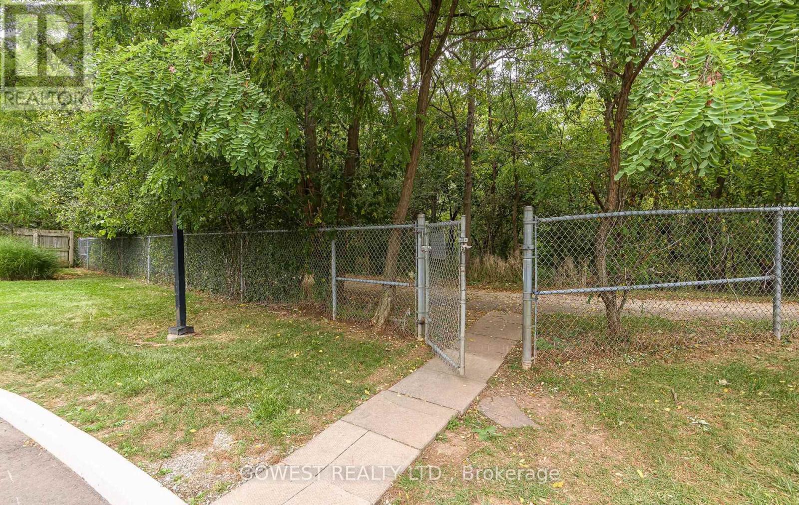 1202 - 4140 Foxwood Drive, Burlington, ON