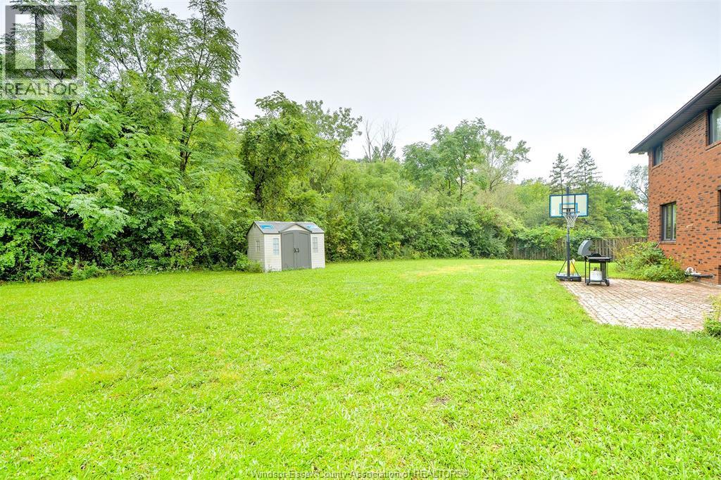 2300 Santo Drive, Windsor, ON