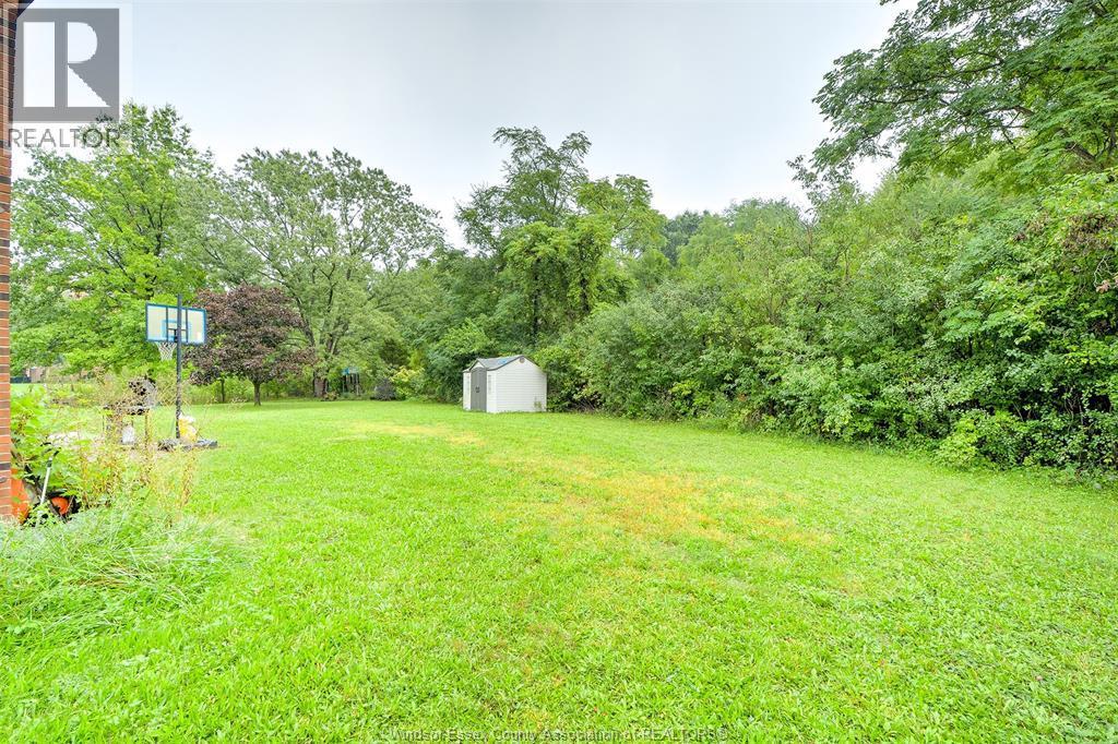 2300 Santo Drive, Windsor, ON