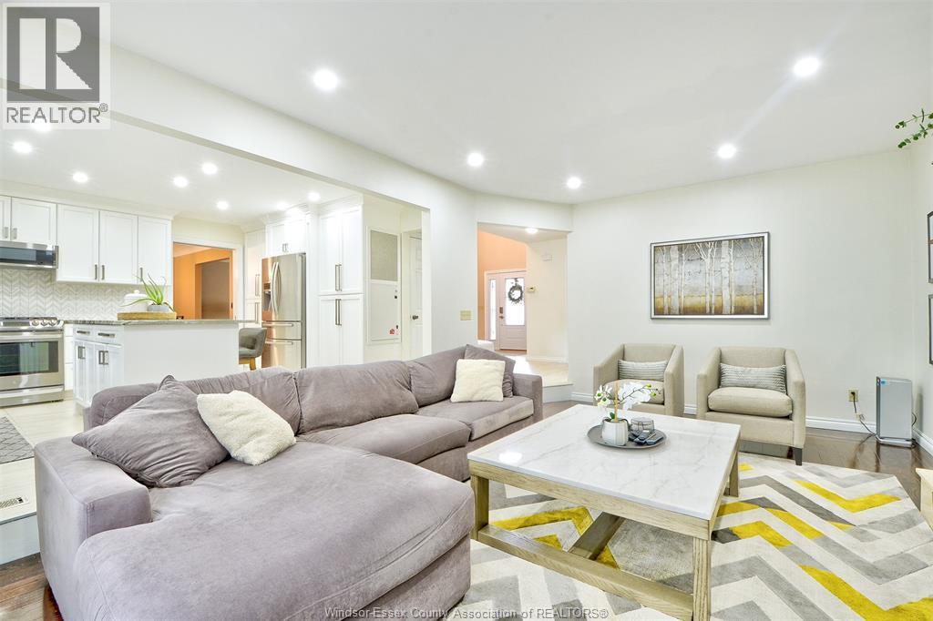 2300 Santo Drive, Windsor, ON