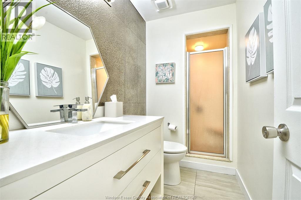 2300 Santo Drive, Windsor, ON